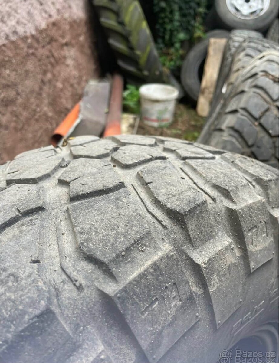 Kola na NISSAN NAVARA - 2