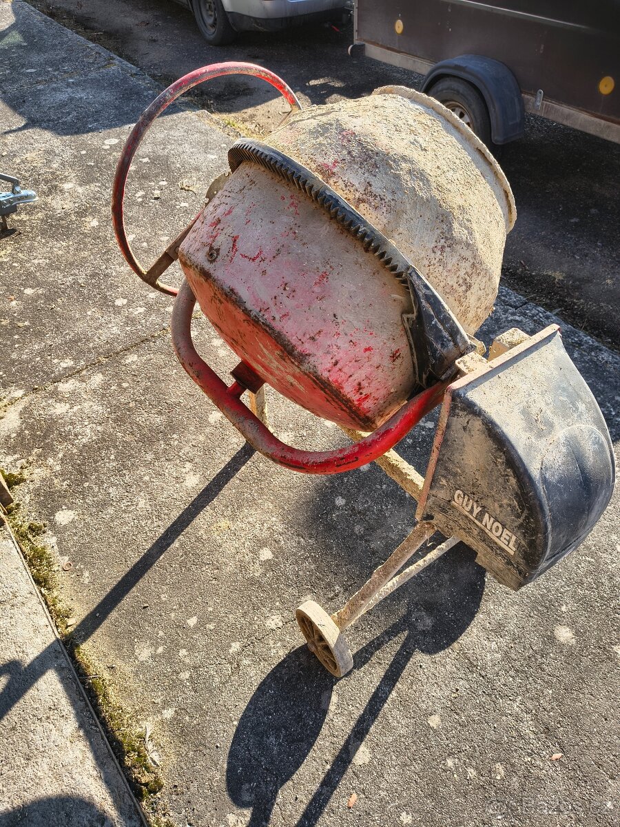 Starší míchačka - 2