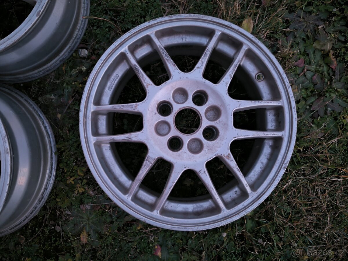 Renault OZ Racing F1 Cup R15 4x100 - 2