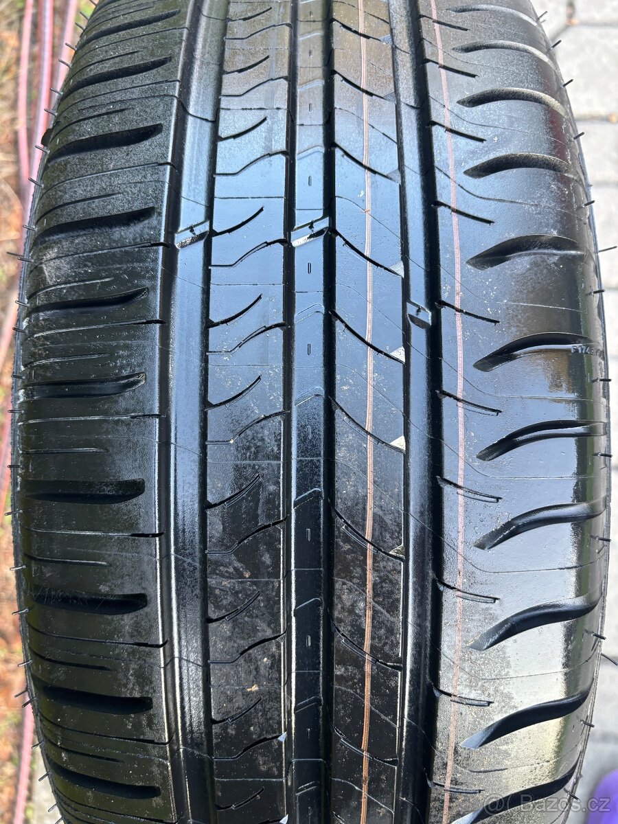 Michelin 205/55 R16 - 2