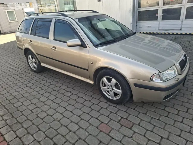 Škoda Octavia 1 - 2