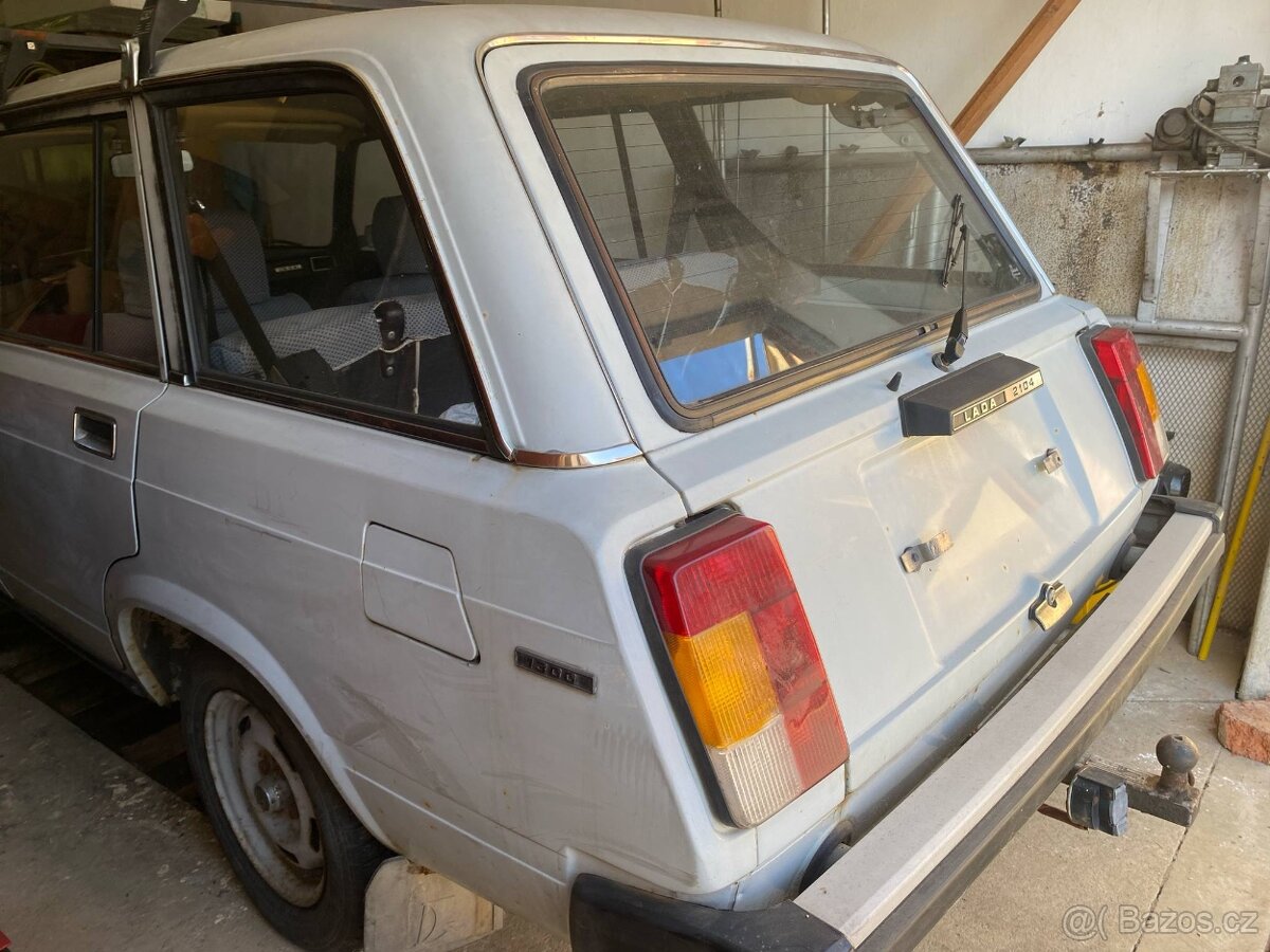 VAZ 2104 - 2