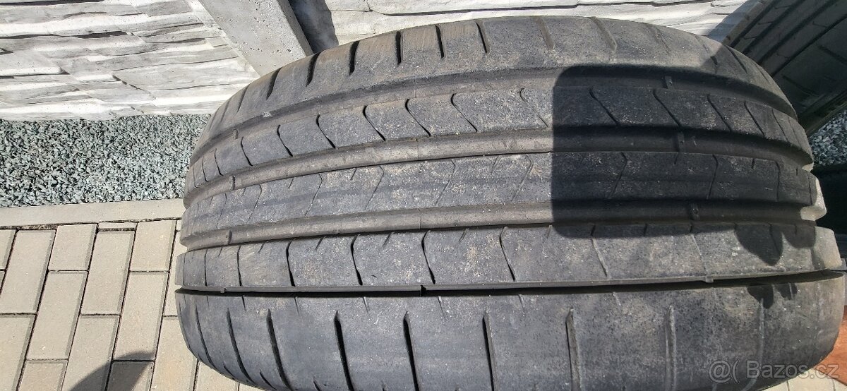 LETNÍ PNEU PIRELLI P ZERO 225/40/R19 93W - 2