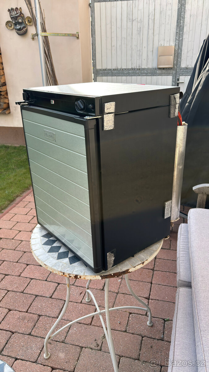 Absorpční lednice CombiCool RF 60 - 2