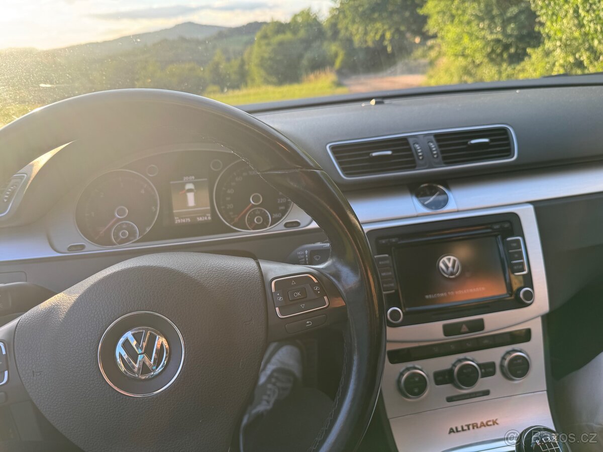 VW Passat Alltrack 2.0 TDI 4Motion - 2