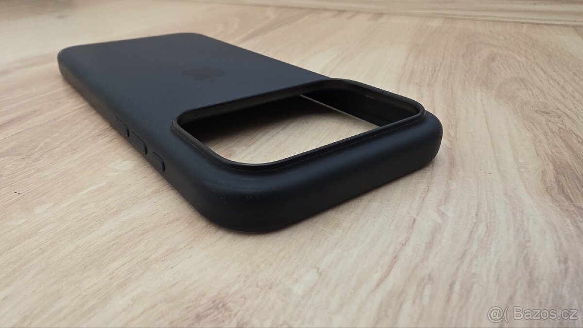 iPhone 17 Pro Max Silicon Case - 2
