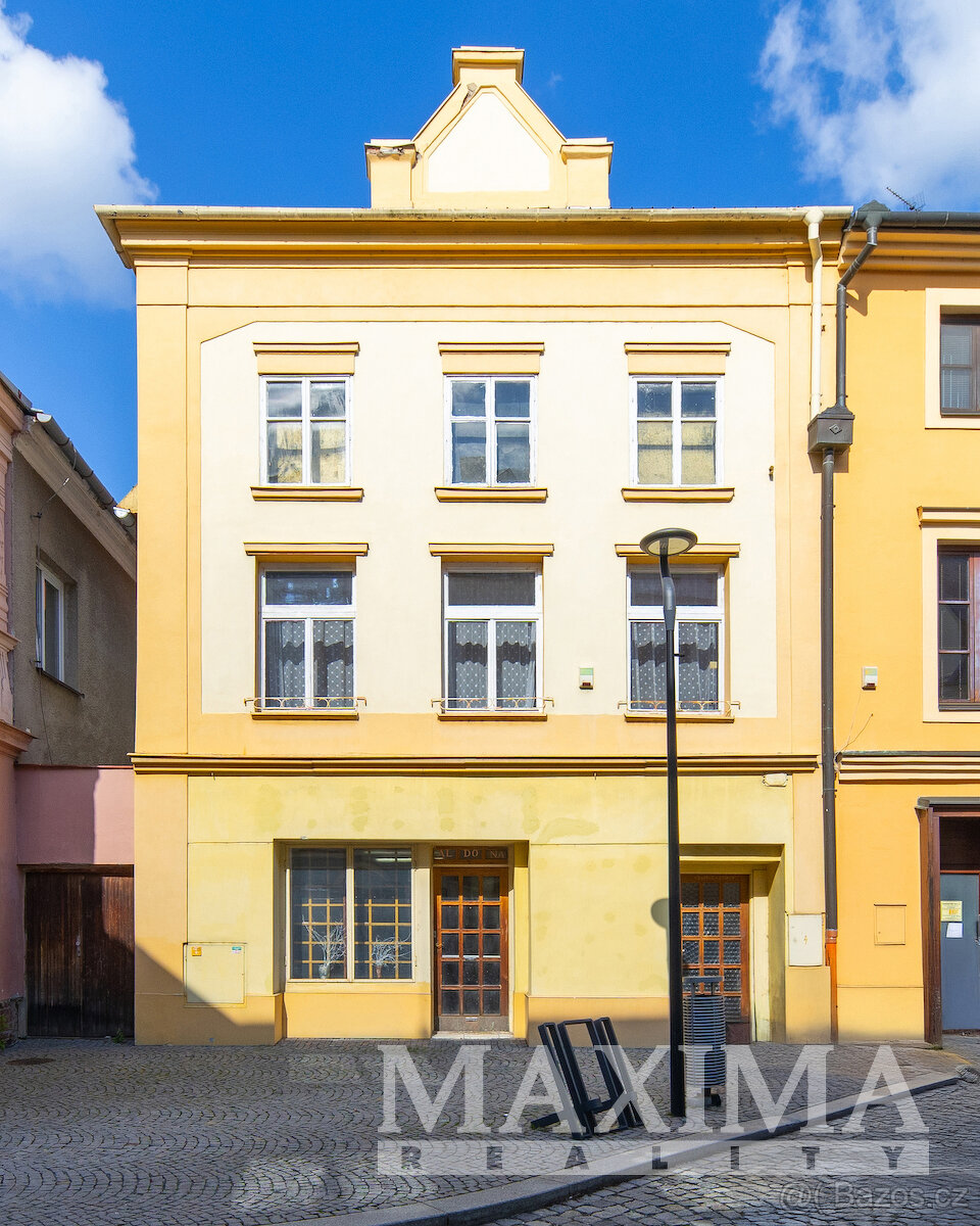 Dům 4+1 o ploše 290 m2 - Šternberk, Šternberk - 2