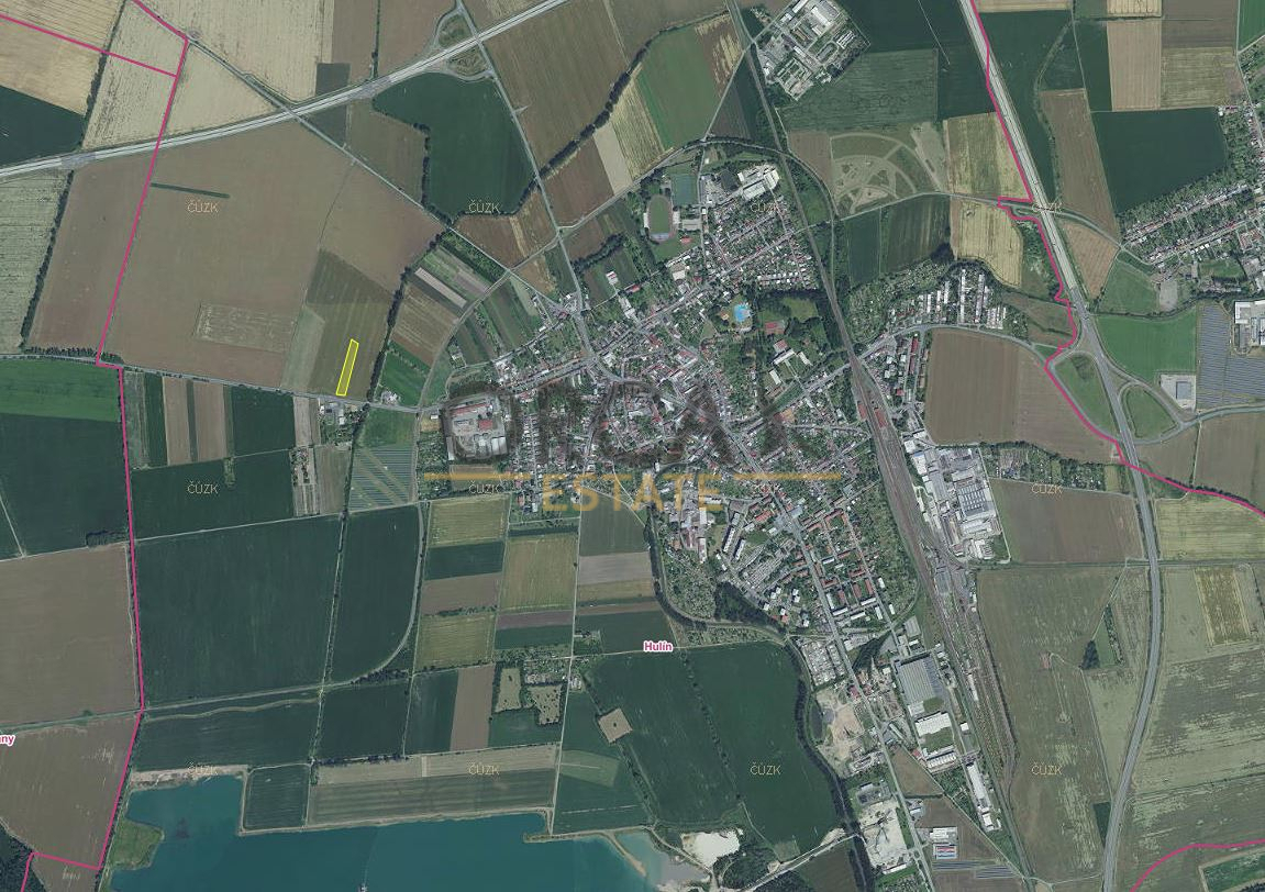 0,1 ha pozemku v k.ú. Hulín - 2