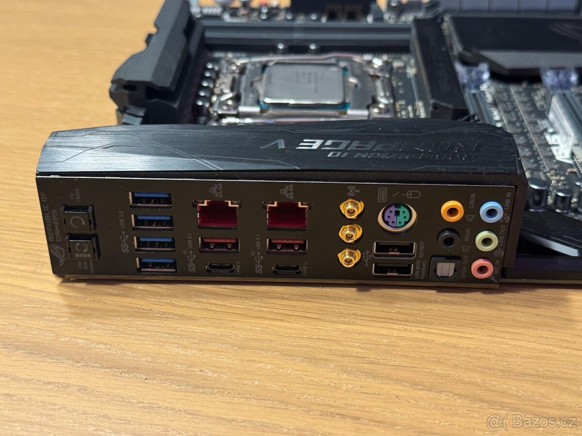 ASUS Rampage V Edition 10 LGA 2011-3 + Intel Core i7-5820K - 2