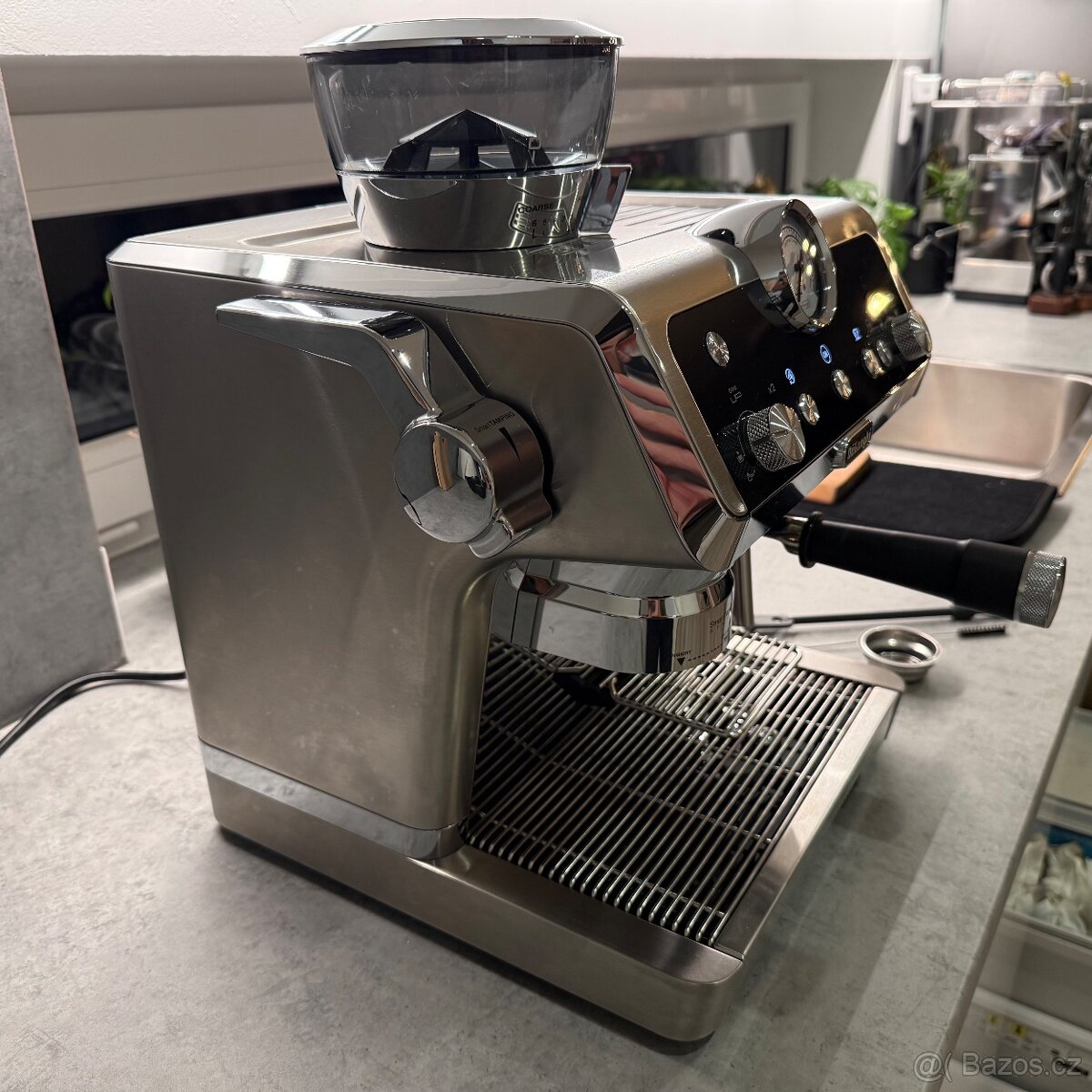 DeLonghi La Specialista EC9335.M – pákový kávovar, TOP STAV - 2