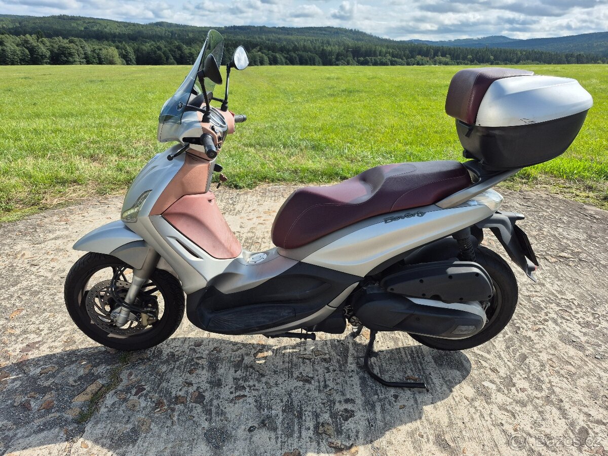 Piaggio Beverly 350 - 2