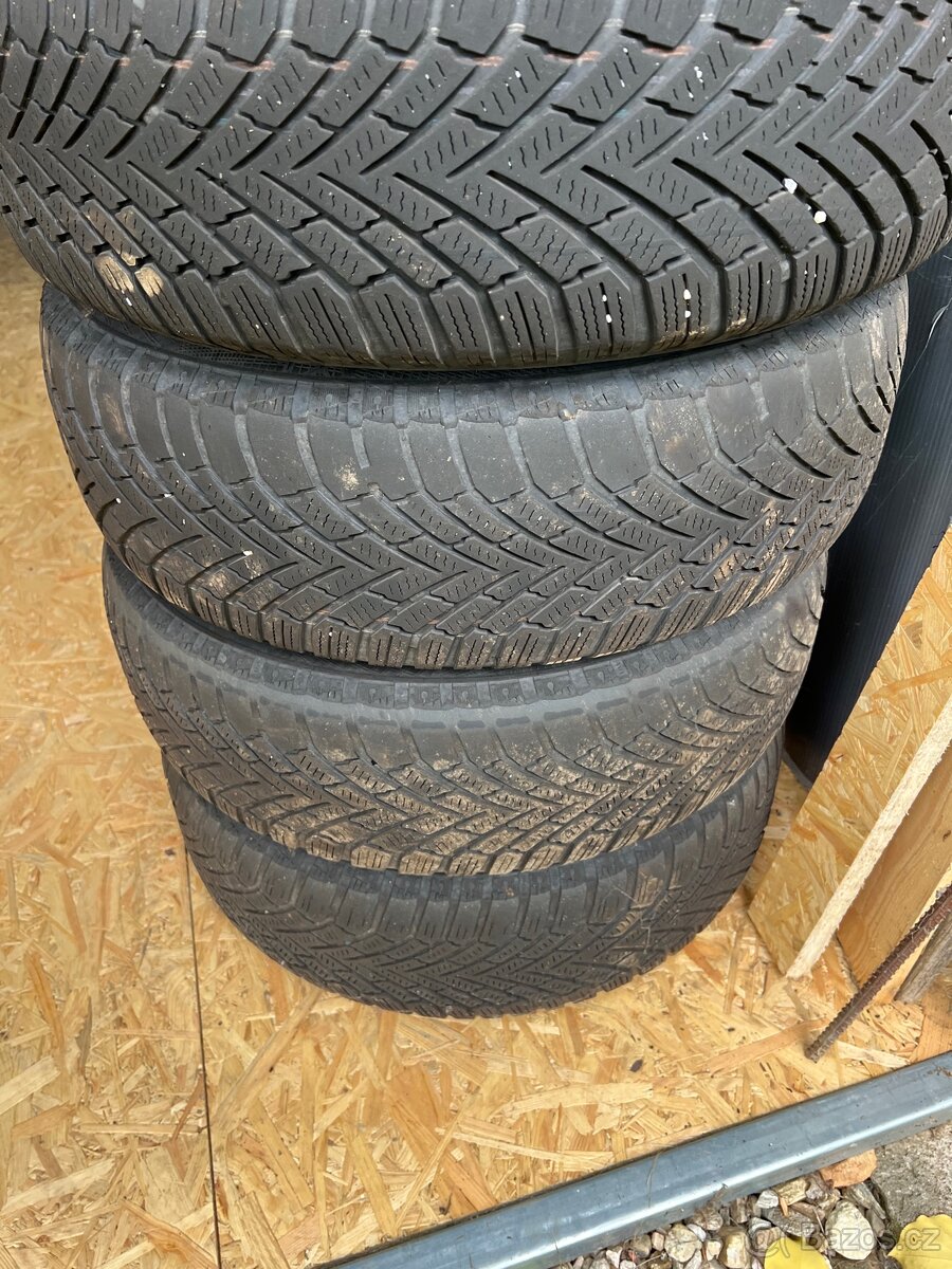 195/65R15 zimní, poklice - 2