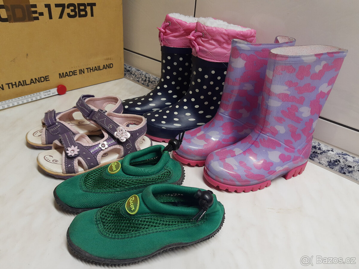 dívčí boty velikosti 27 - 2