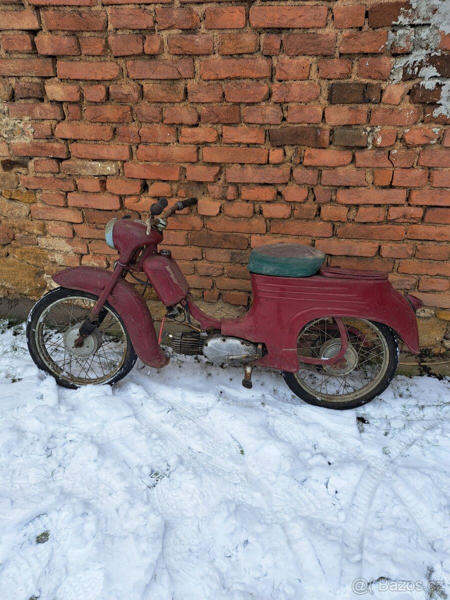 Jawa 555 pionýr - 2
