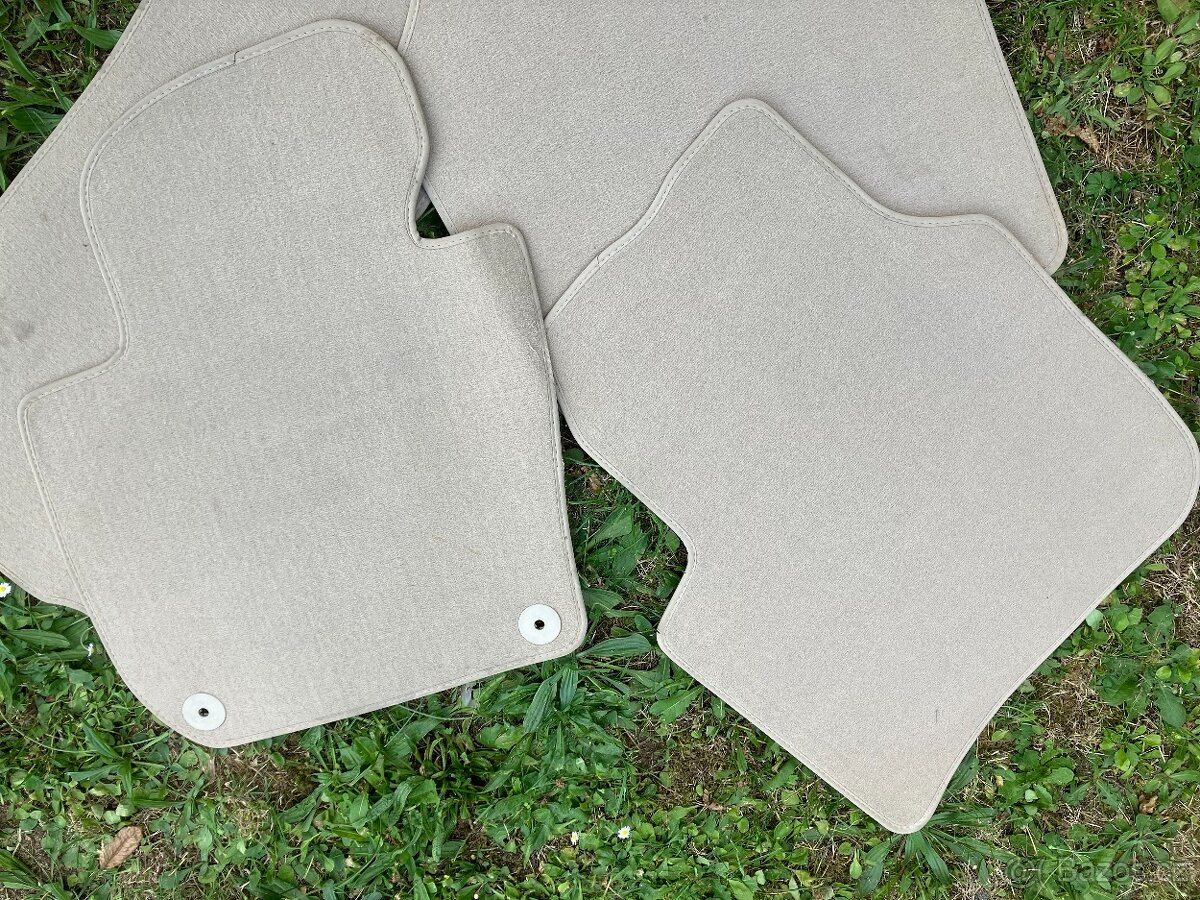 Škoda Superb - autokoberečky 4 dílná sada - 2