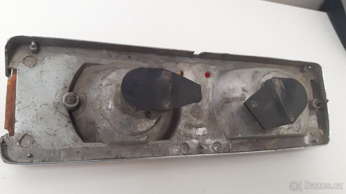 zadní světlo Lada - 2