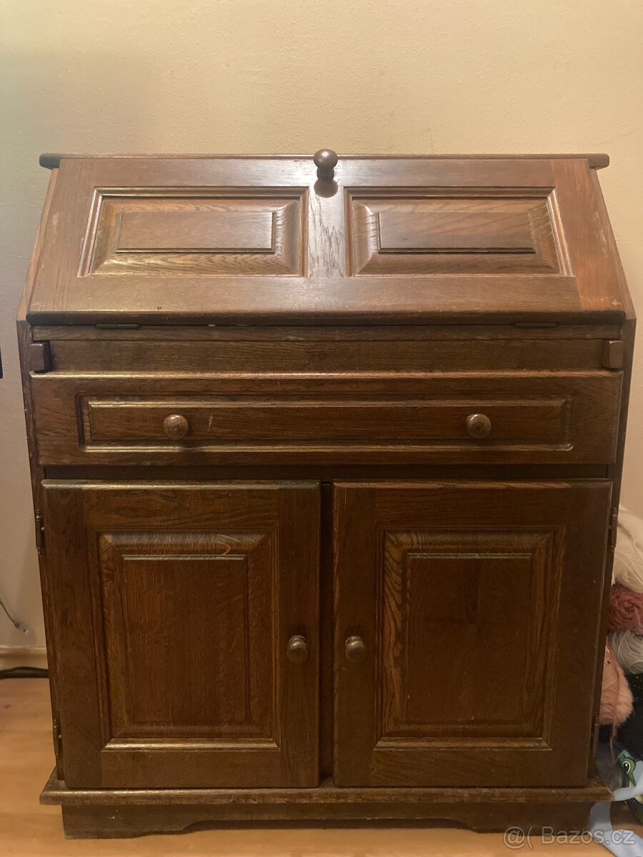 Rustikální komoda + stůl - 2