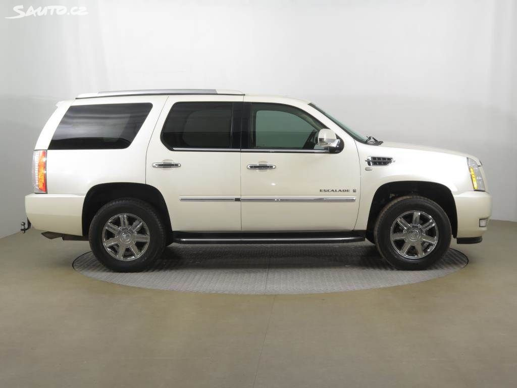 Cadillac Escalade, náhradní díly, přední nárazník - 2