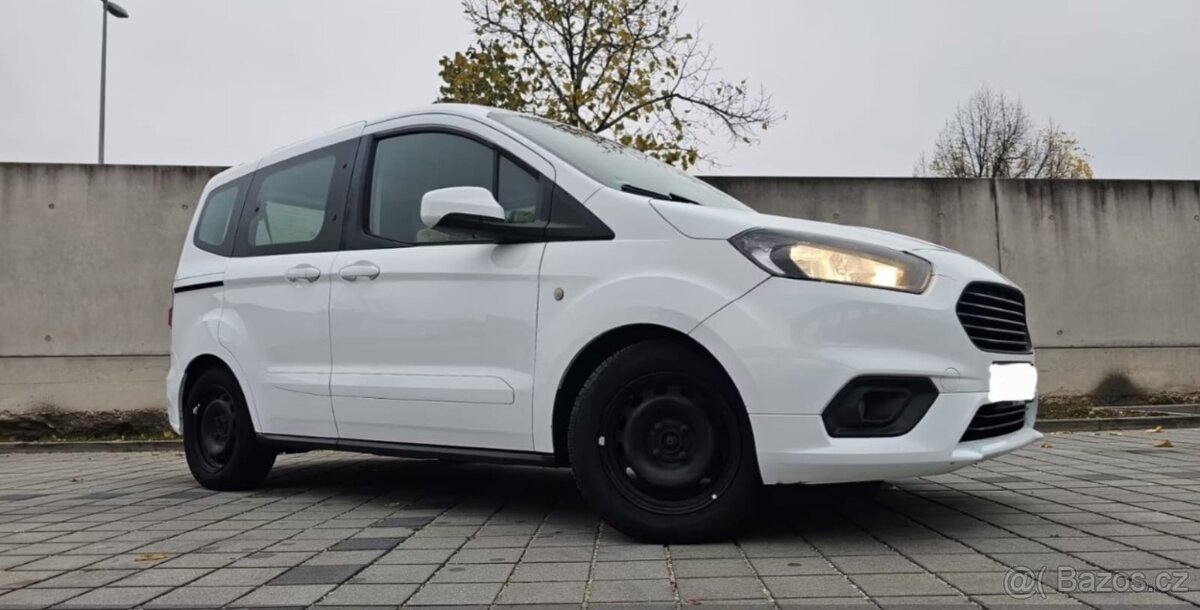 Ford Tourneo Courier 1,5 tdci - 2