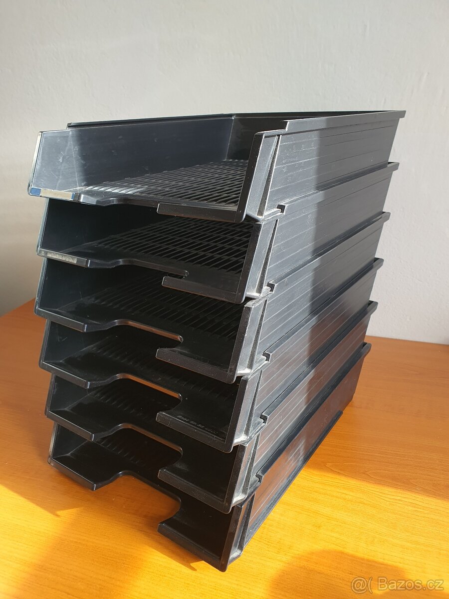 Plastové stohovatelné kontejnery / boxy na papír / pořadače - 2