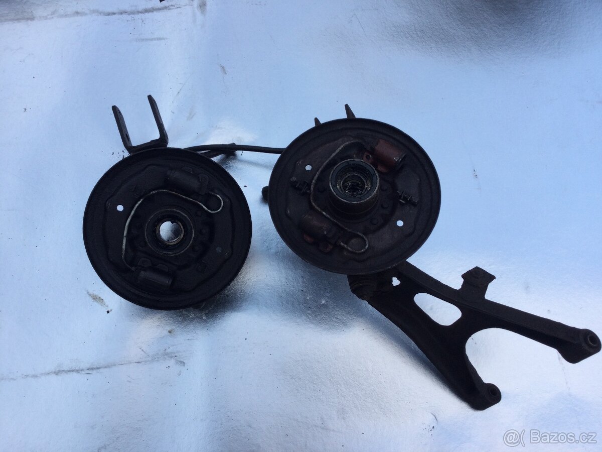 Trabant 600-601 těhlice - 2