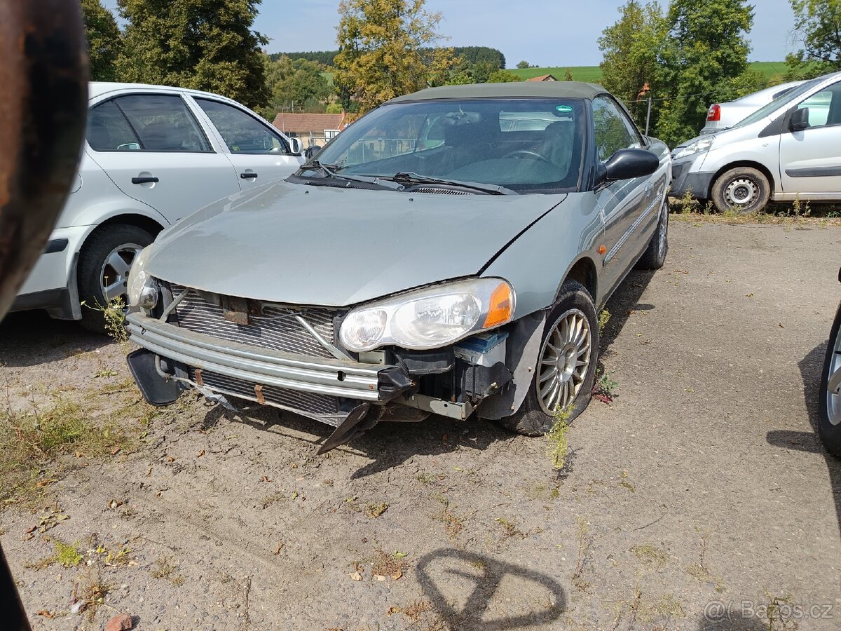 Chrysler Sebring 2.7i - 2