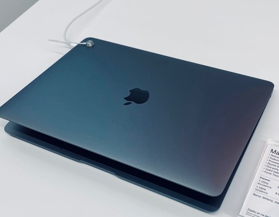 Apple MacBook Air 2020 - 2