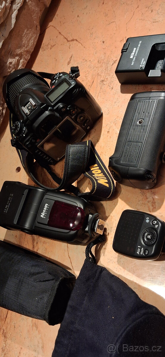 Nikon D7000 - 2