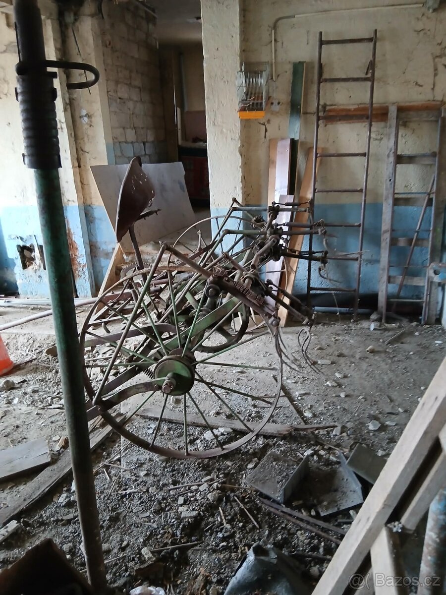 Obraceč sena za koně - 2