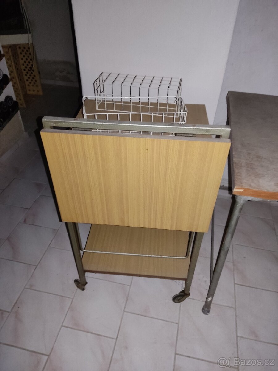 PRACOVNÍ STŮL s BRUSKOU - 2