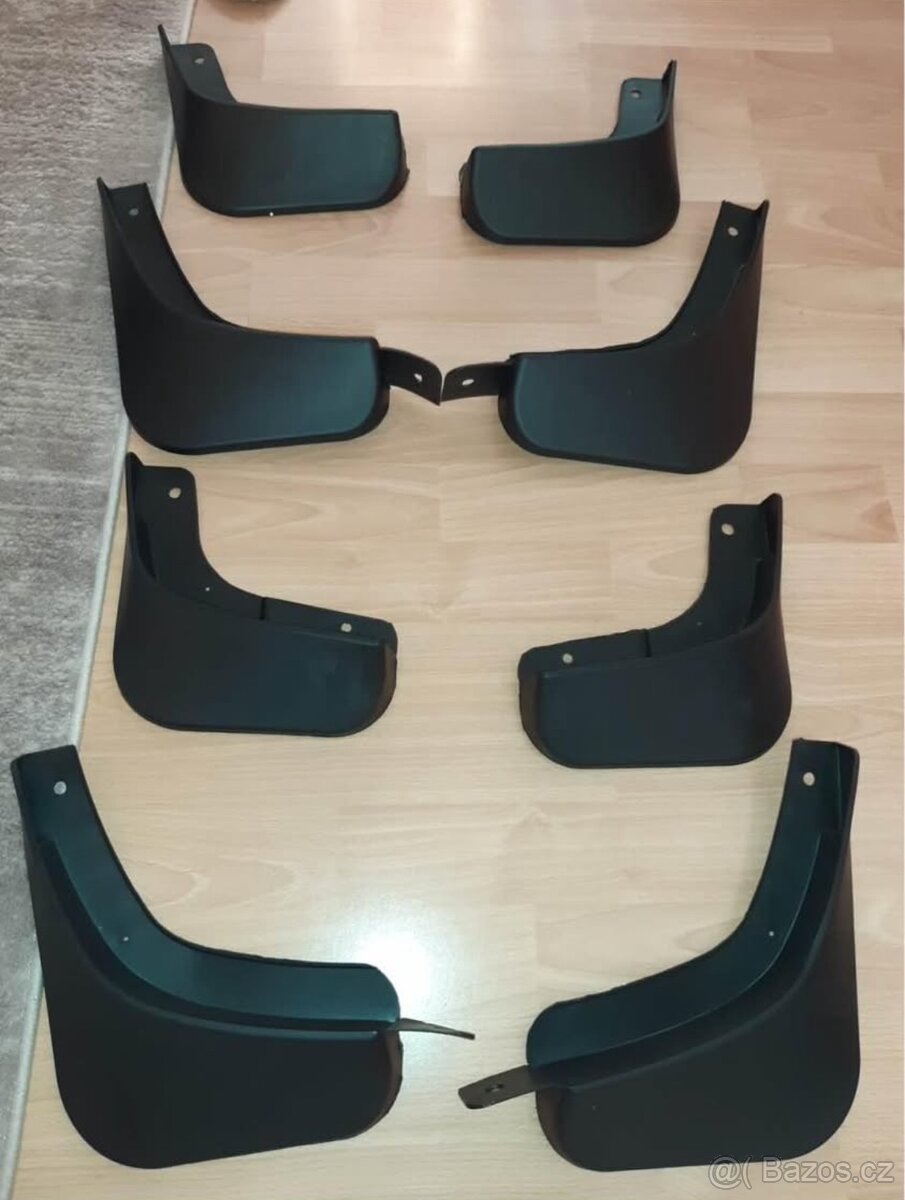 Zástěrky SUZUKI SCROSS - 2