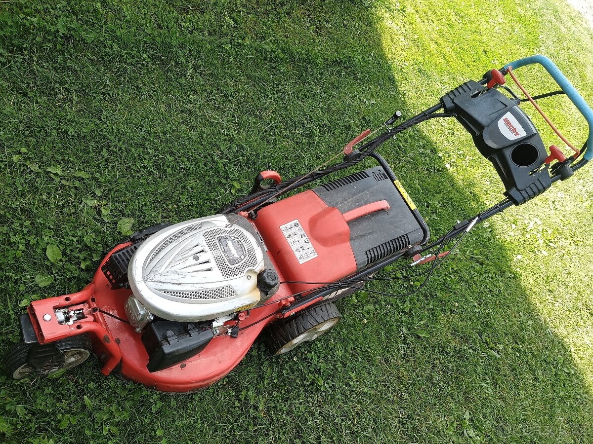 SEKAČKA HECHT 5533 - 2