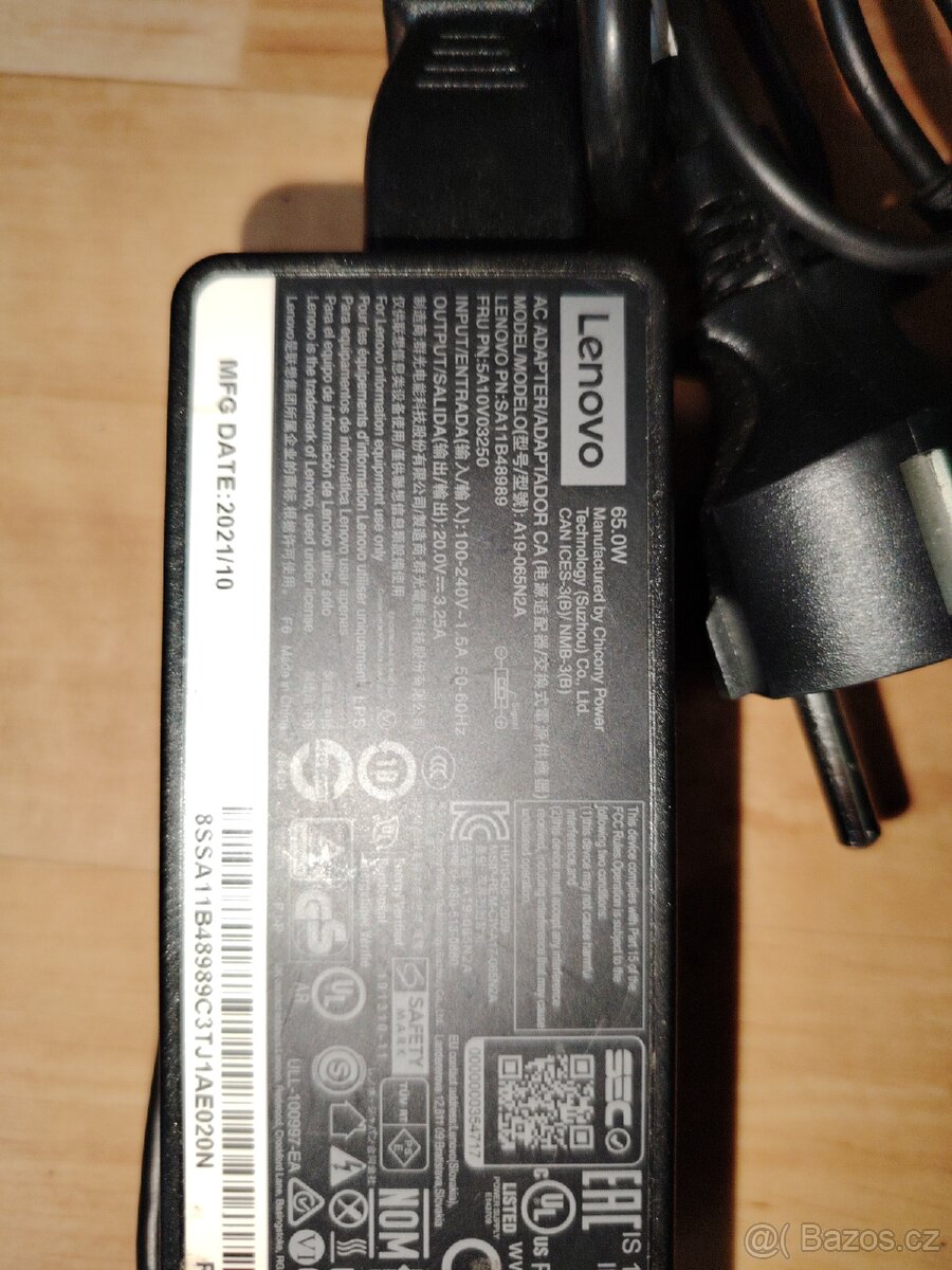 Adapter Lenovo hranatý. - 2