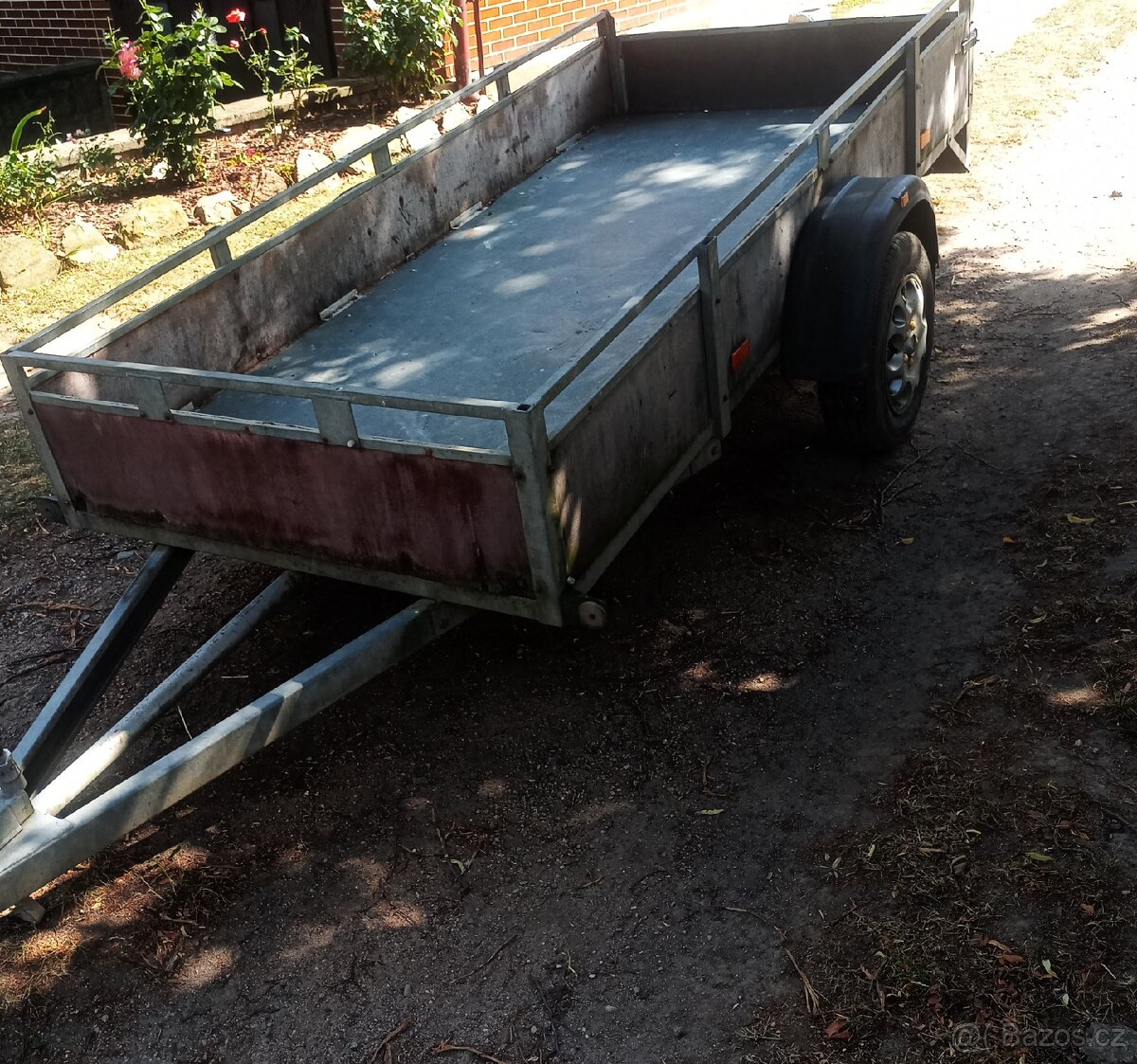 Prodám vlek za auto do 750kg. - 2