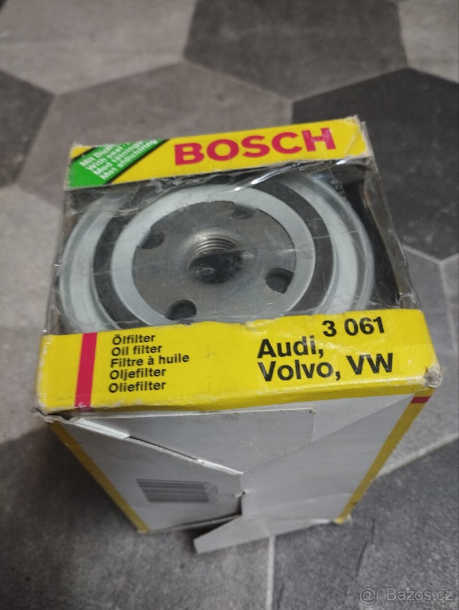 Audi/Volvo - 2