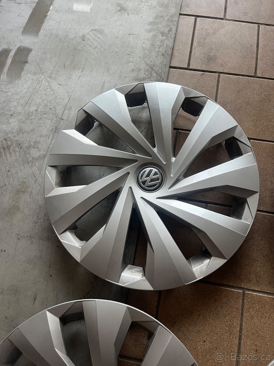 Kryty kol volkswagen r15 - 2