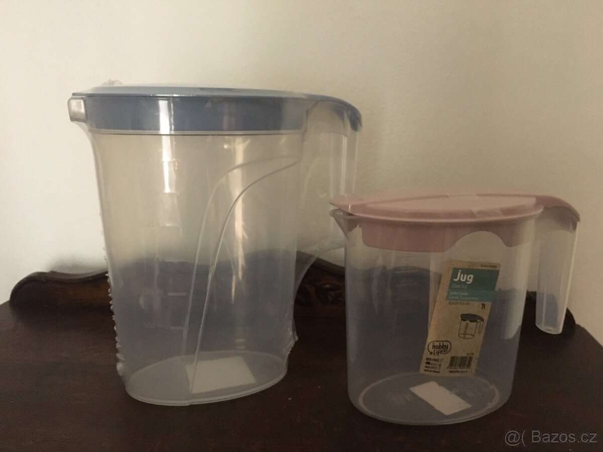 Džbán s víkem, plast - 2