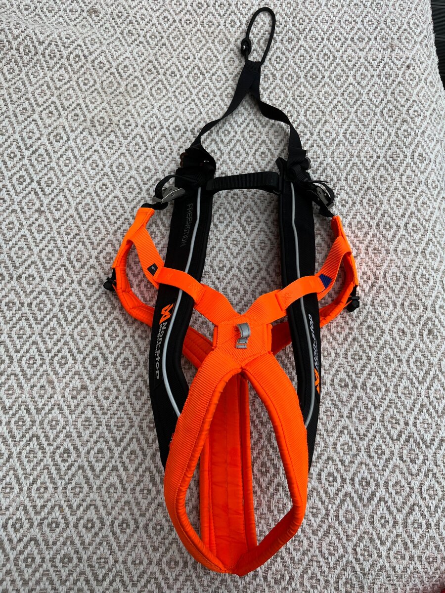 Non-stop Dogwear Freemotion 5.0 postroj - 2