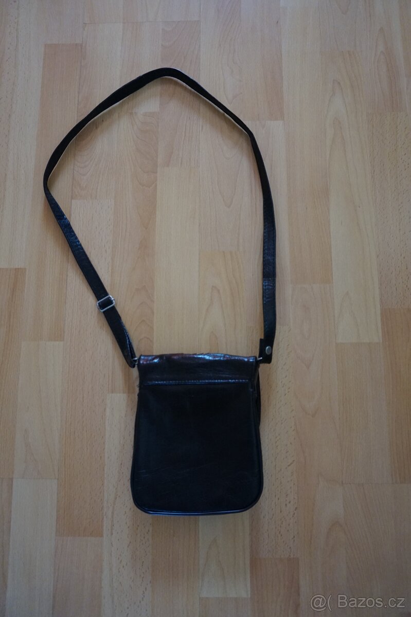 malá kožená kabelka - 2