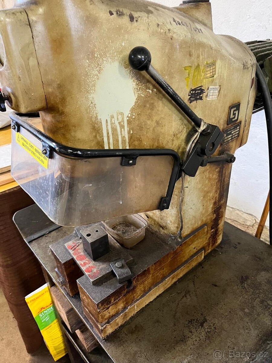 Hydraulický lis SSS Turnov CDC 2 - 2