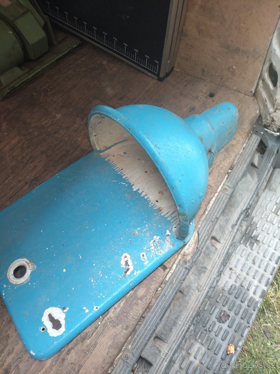 Starožitné , litinové umyvadlo zahradní - 2