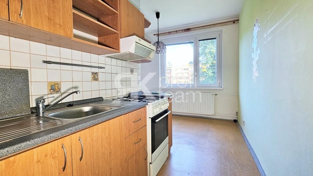 Prodej bytu 1+1 , 40m2, os.vl. Šeříkova, Ostrava Výškovice - 2