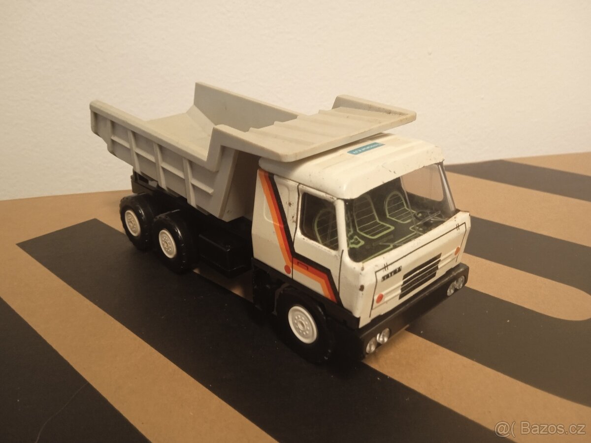 Přebytečné modely Kaden sklápěčky Tatra - 2