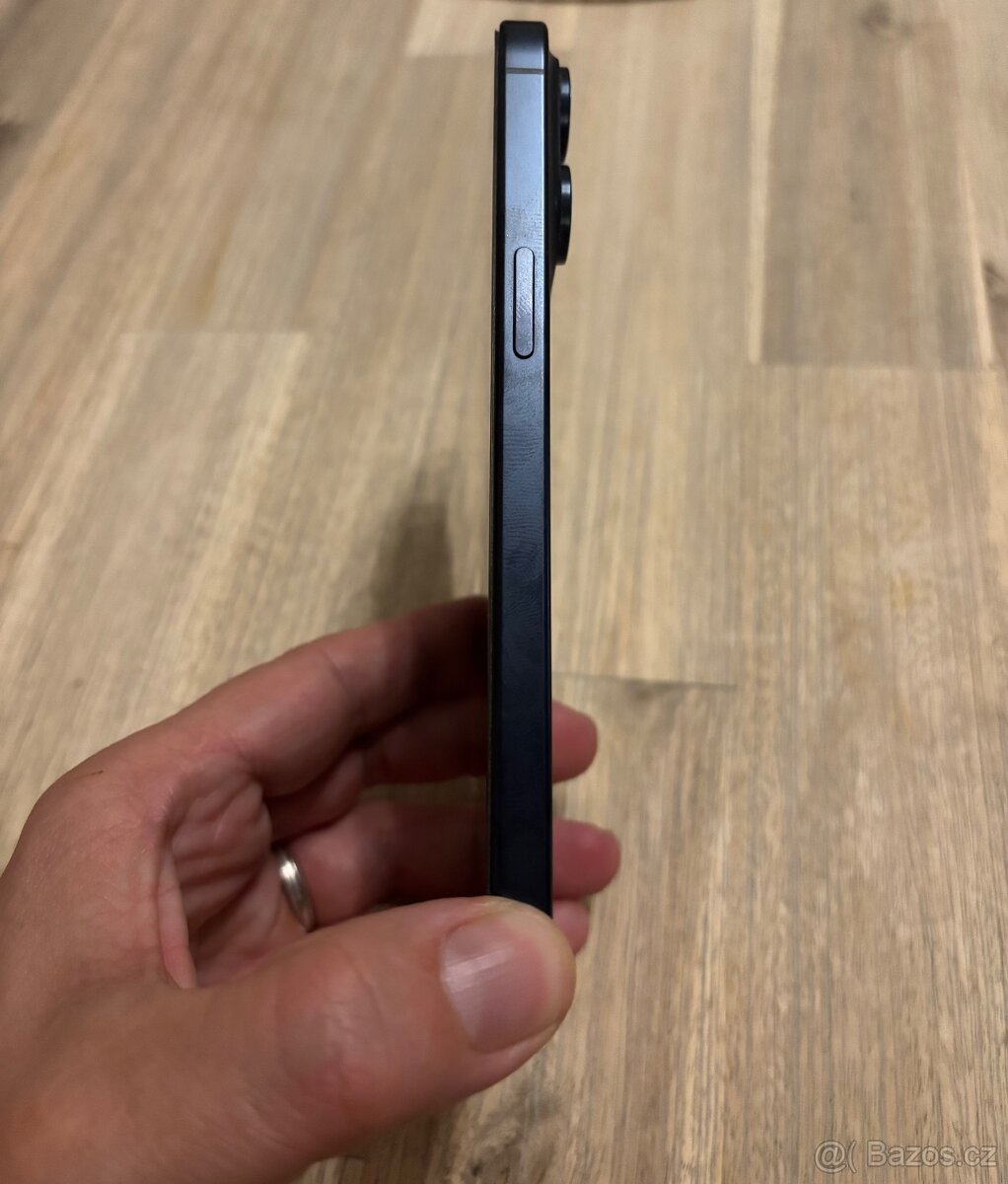 iPhone 15 PRO Max, 512 GB modrý - 2