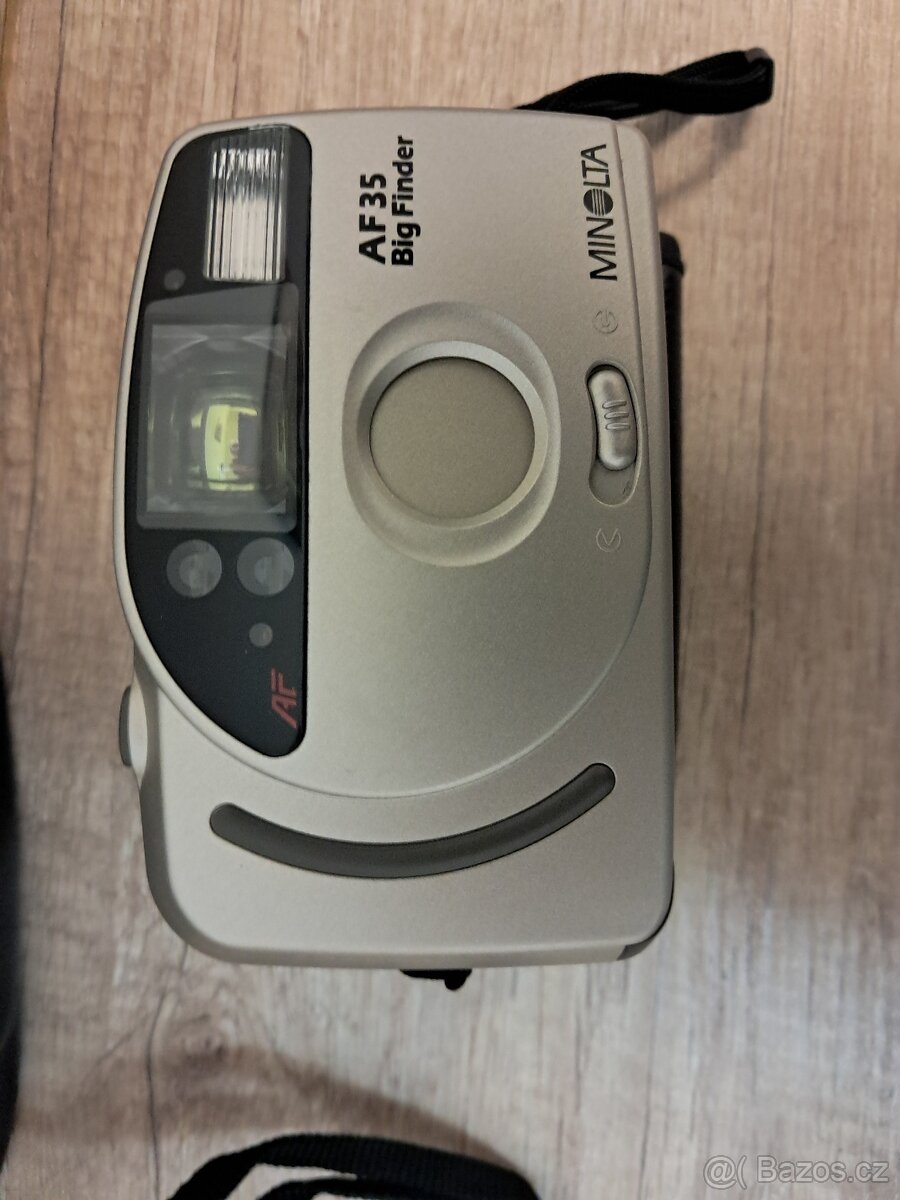 tři fotoaparáty - 2