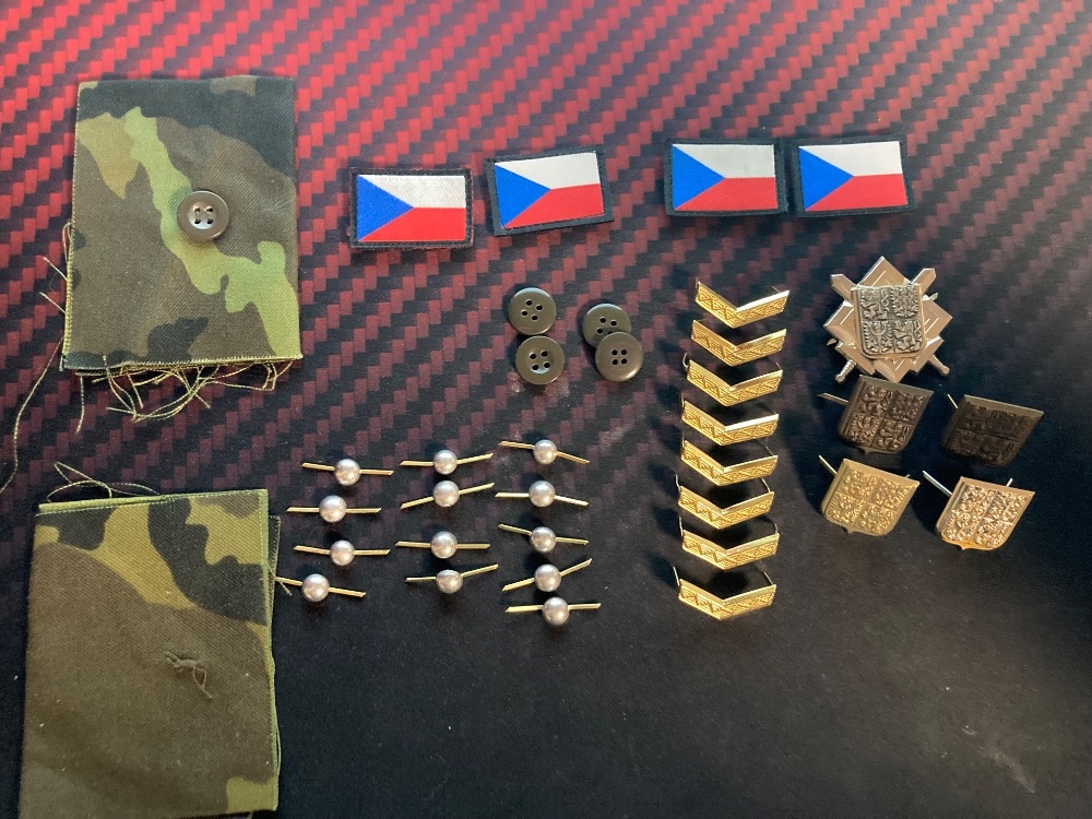 Vojenské věci a příslušenství - 2