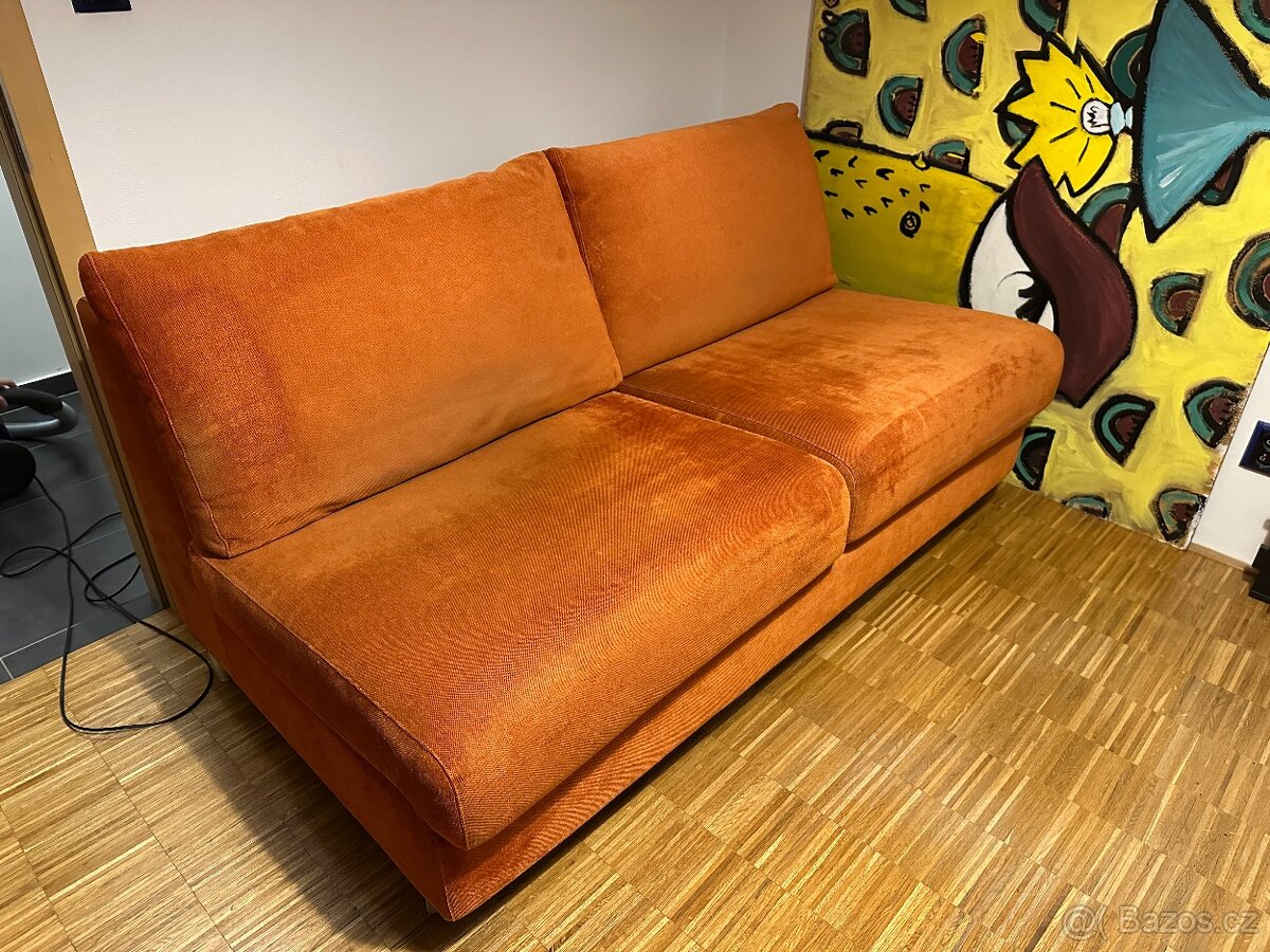 Rozkládací dvoumístná pohovka s matrací - 2