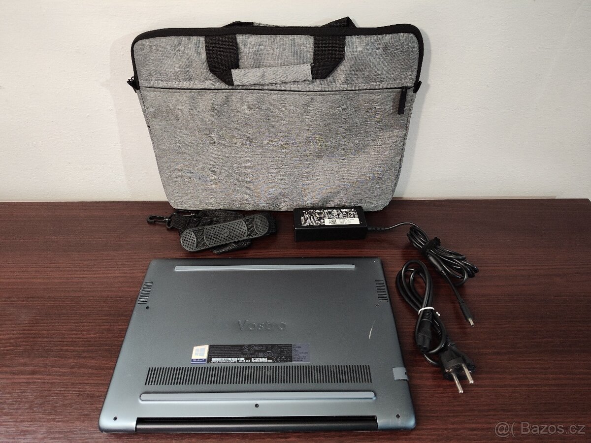 Kovový podsvícený Dell,i7-8gen,Nvidia,13", SSD. - 2