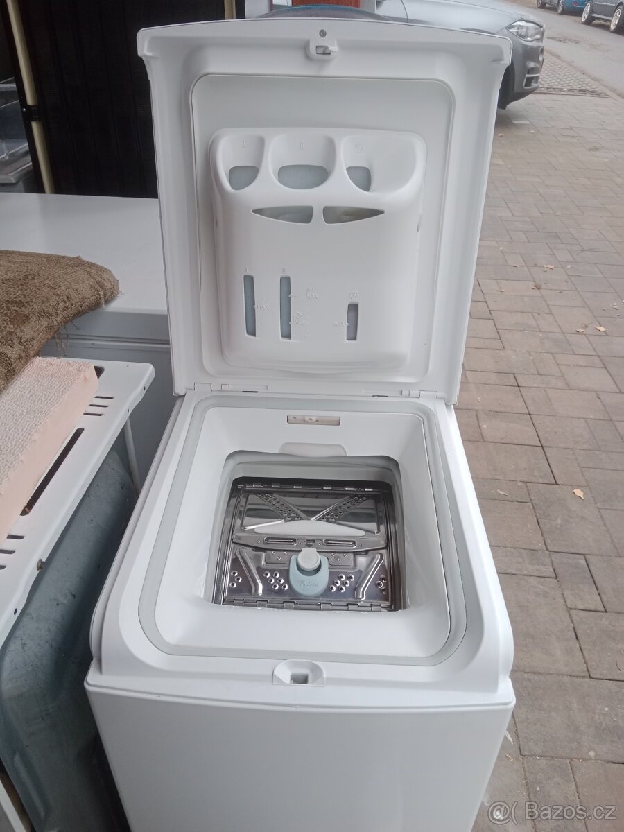 Automaticka pracka Vhirpool - 2
