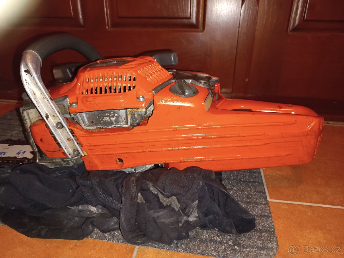 Motorová pila Husqvarna 550xp - 2